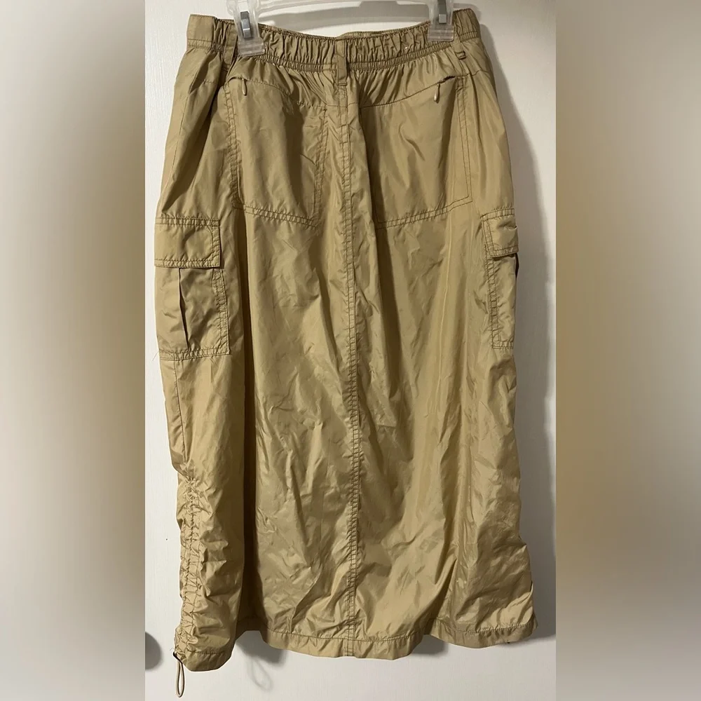 O&N Cargo Skirt - Picture 2 of 8